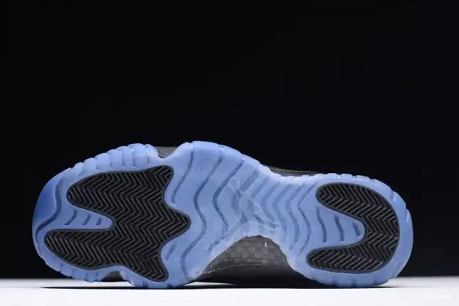 Rep TBK Gown and black Cap Jordan 11 Air 378037-005 0518
